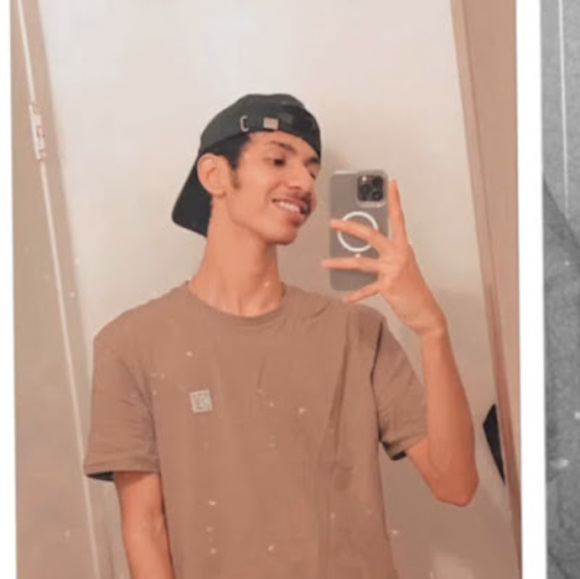 Meet your Posher, Om - Picture 1 of 1